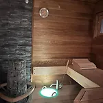 Cozy House Close To Santavillage Apartmán