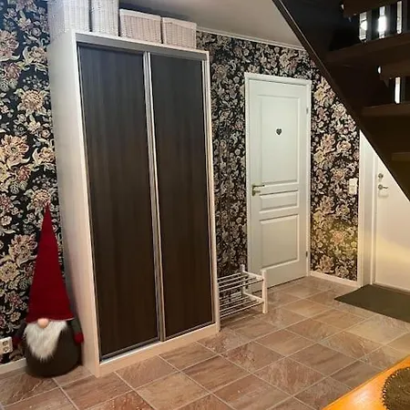 Cozy House Close To Santavillage