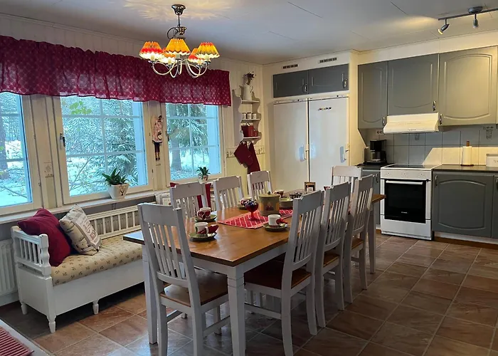 Cozy House Close To Santavillage Apartamento